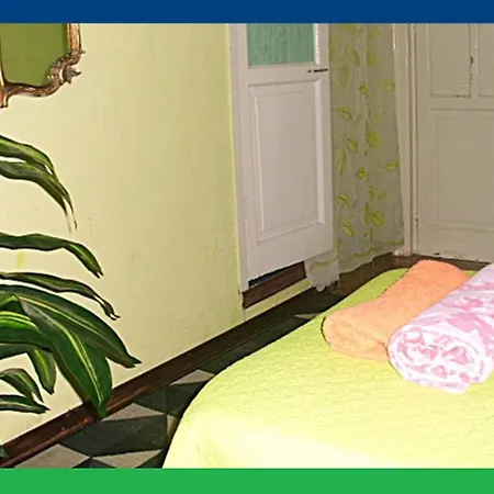 Santa Oliva Homestay