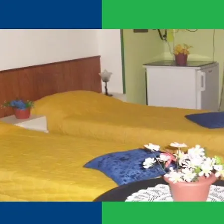 Alloggio in famiglia Santa Oliva *